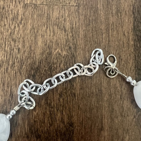 NWOT-20in White Stone with Silver Beads Necklace - Picture 3 of 3